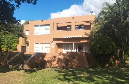 Oranjeville House | Vaalaton