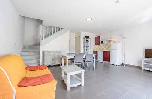 Aubignan House | Vacancéole - AUBIGNAN Les Demeures du Ventoux