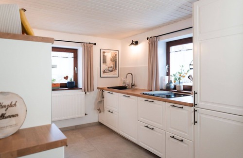 Geisenhausen House | Vacation accommodation Heimatfleckerl. Oasis of peace for families and small groups.