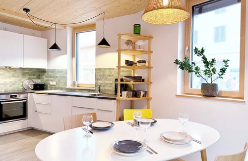 Wasserburg Apartment | Vacation apartment Halbinsel52 I Garten - Your feel-good oasis in Wasserburg on Lake Constance