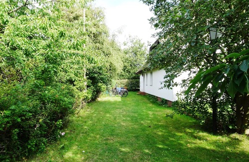 Vitte Cottage | Vacation apartment - House Karin