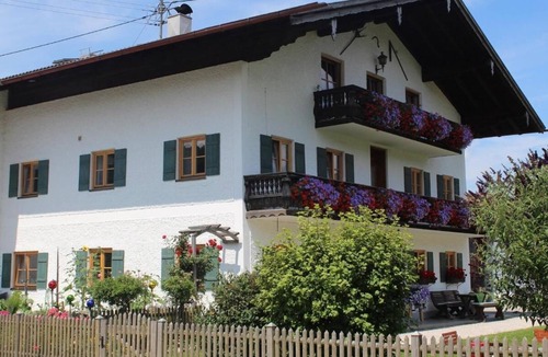 Marquartstein Apartment | Vacation apartment Hochplatte 54 sqm, 2 - 4 persons, 2 bedrooms