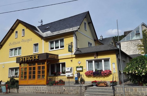 Gebersdorf Apartment | Vacation apartment 4 - Holiday home - Hotel Steiger