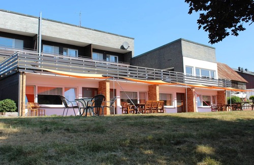 Kuestelberg Apartment | Vacation apartment 6, 170 sqm, 3 bedrooms, 3 living/bedrooms, terrace, max. 10 persons + 2 children