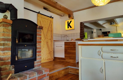 Bernbeuren Apartment | Vacation apartment/apartment for 12 guests with 200m² in Bernbeuren (300450)