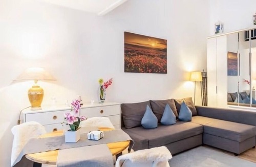 Schoenefeld Apartment | Vacation apartment/apartment for 5 guests with 48m² in Schönefeld (312331)