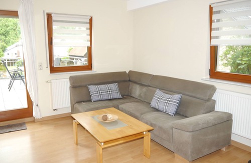 Hersdorf Apartment | Vacation apartment Altburgtal