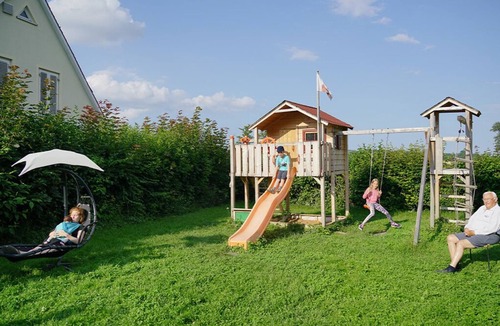 Binzwangen Apartment | Vacation apartment/apartment for 4 guests with 58m² in Colmberg (177314)