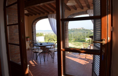 Terricciola Apartment | Vacation apartment/apartment for 4 guests with 65m² in Morrona (119463)