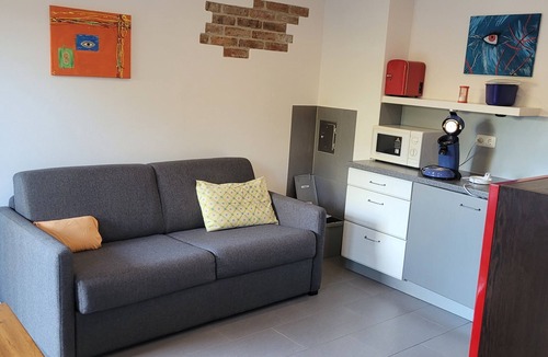Sinzing Apartment | Vacation apartment at the Minoritenhof