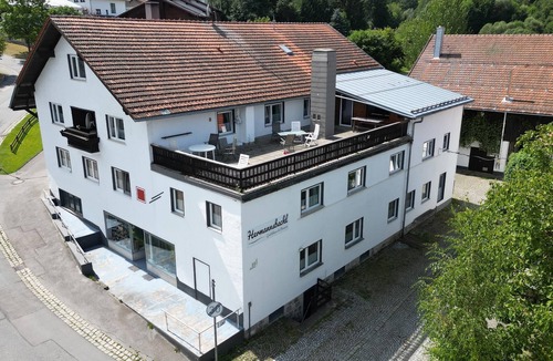 Bischofsmais Apartment | Vacation apartment (45sqm) with access to the bathing pond