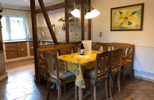 Ippenschied Apartment | Vacation apartment "Hühnernest" - Ferienwohnungen Steinackerhof