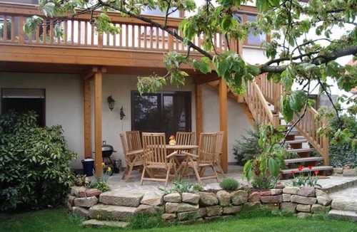 Ippenschied Apartment | Vacation apartment "Hühnernest" - Ferienwohnungen Steinackerhof