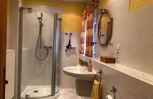 Ippenschied Apartment | Vacation apartment "Hühnernest" - Ferienwohnungen Steinackerhof
