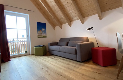 Spiegelberg Apartment | Vacation apartment in Großhöchberg - on the edge of the village and yet in the middle of it all