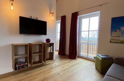 Spiegelberg Apartment | Vacation apartment in Großhöchberg - on the edge of the village and yet in the middle of it all