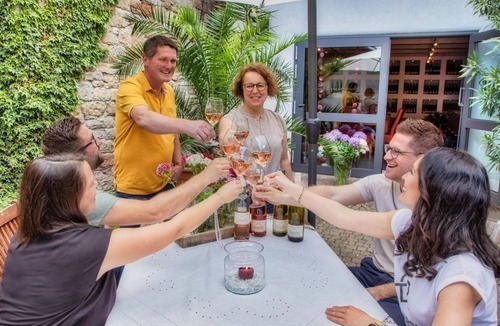 Steinweiler Bed & Breakfast | Vacation apartment - Weingut & Gästehaus Frank Bohlender
