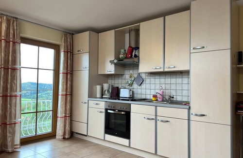 Waldkirchen Apartment | Vacation apartment (85 sqm) with underfloor heating and south-facing balcony