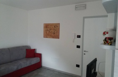 Monclassico Apartment | Vacation Apartment Dimaro-Trentino CIN: IT022233C27AAOYEQY Appartam.B