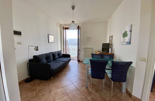 Sasso Moro Condo | Vacation apartment directly on the lake