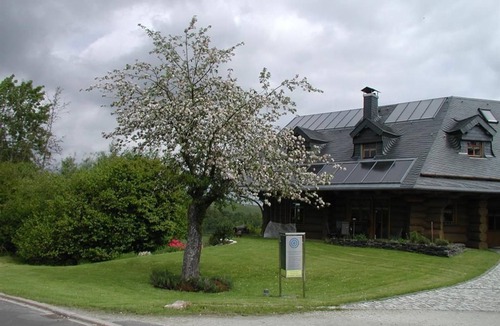 Deuselbach Apartment | Vacation apartment Erna, Germany