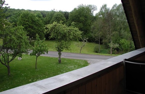 Deuselbach Apartment | Vacation apartment Erna, Germany