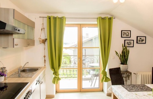 Riedering Apartment | Vacation apartment Eiche 64 sqm with balcony