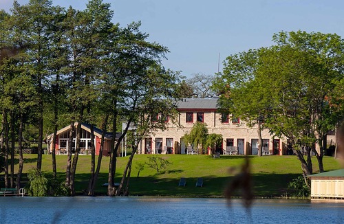 Muritz Apartment | Vacation apartment "Eisvogel" in Jabel on the Müritz