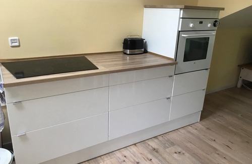 Kredenbach Apartment | Vacation apartment in a quiet location with kitchen