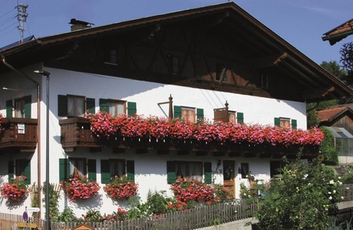Saulgrub Apartment | Vacation apartment Kirchblick - House Benedikt
