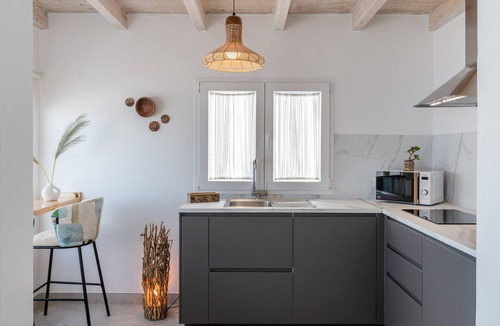 Arrieta Apartment | Vacation Apartment 'Maresía' with Sea View, Wi-Fi and Air Conditioning