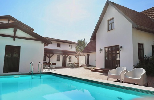 Dargun Apartment | Vacation apartment Rügen Alte Schule Barlin Mecklenburg Pool