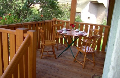 Weiltingen Apartment | Vacation apartment "Spatzennest" (85sqm) with two separate bedrooms and balcony