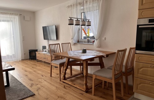 Oberaudorf Apartment | Vacation apartment west, 58 sqm with balcony