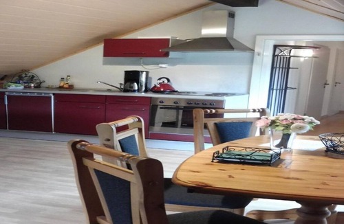 Niederemmel Apartment | Vacation apartment with a wonderful view of the Moselle
