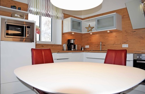 Binz Villa | Vacation apartment with balcony incl. beach chair Ostseebad Binz (4)