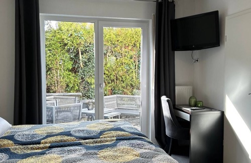 Cond Bed & Breakfast | Vacation apartment with two terraces - Haus Übernachtenswert