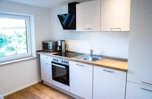 Essing Apartment | Vacation apartment with a direct view of the water