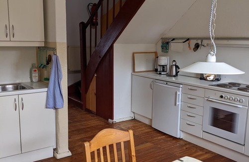 Herzfelde Apartment | Vacation apartment with natural garden on the outskirts of the village. Nearest bathing area and forest edge 500m