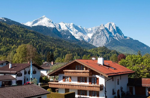 Garmisch-Partenkirchen Apartment | Vacation apartment Alpennest in Garmisch-Partenkirchen, Bavaria