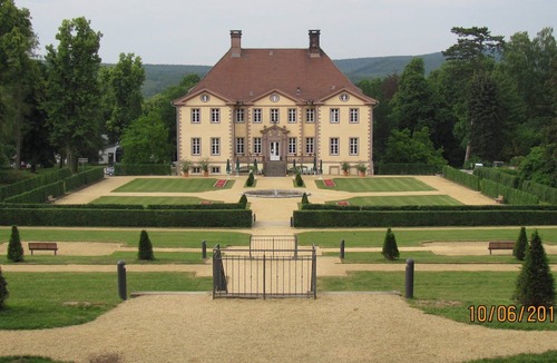 Schieder-Schwalenberg House | Vacation apartment at the castle park, located at Schieder Castle