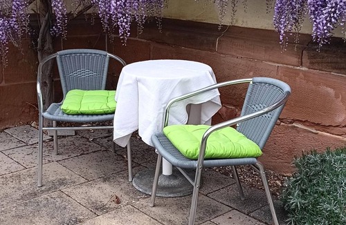 Schweigen-Rechtenbach Apartment | Vacation apartment "Kleine Pause" - in the old schoolhouse - Holiday apartment with 2