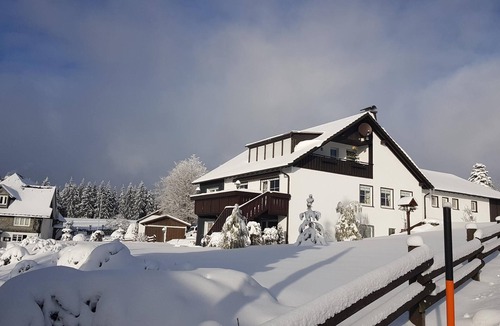 Lenneplaetze Apartment | Vacation apartment (45sqm) with walk-in shower and WiFi