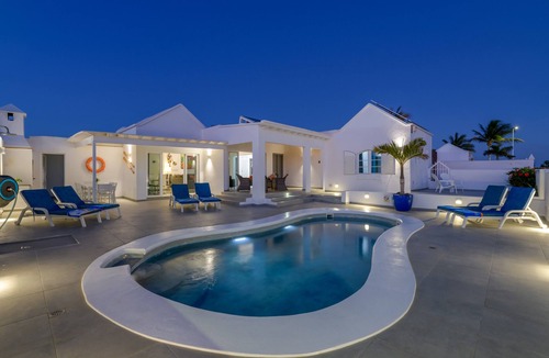 Puerto del Carmen Villa | Vacation home Villa de Carrida in Puerto del Carmen