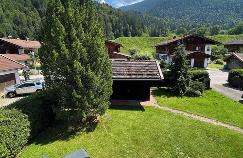 Kreuth House | Vacation home Anni - a retreat to relax and enjoy nature at Lake Tegernsee