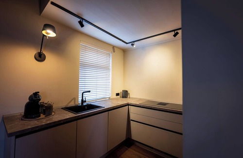 Nuth House | Vacation home * Atmospheric * Luxury * - 3 spacious bedrooms, each with private bathroom