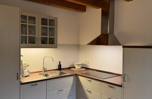 Amelith House | Vacation home, bathroom, WC - Holiday home Buren-Hof