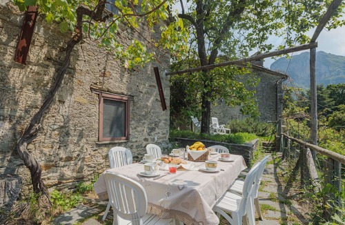 Stazzema House | Vacation home Bianca by Interhome