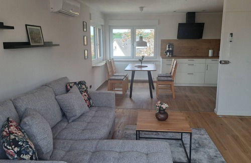 Russingen House | Vacation home Bohrmann, quiet, idyllic location on the outskirts of the Donnersberg district