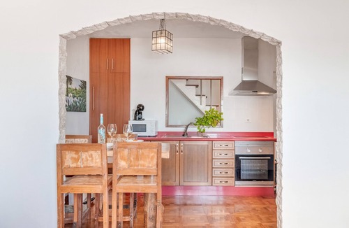 Arrieta House | Vacation Home 'Casa Roque' with Sea View, Wi-Fi and Air Conditioning